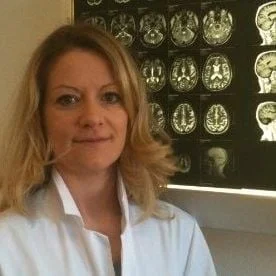 Pr Audrey Gabelle, Neurologue et chercheuse - Équipe PREDICTOM France